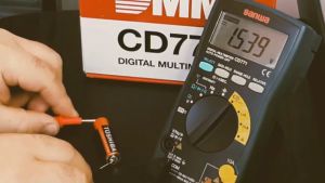 Sanwa CD771 Digital Multimeter with Backlight & Continuity Buzzer with LED-ORIGINAL