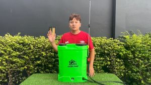 เครื่องพ่นยา AKI BSPD20L ปั๊มคู่!! เครื่องแรง พ่นไกล แรงดัน 8 บาร์ ถังหนาแข็งแรง ทนทาน แบตอึด