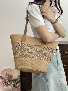Spring Summer Popular Straw Weaving Large Bags Womens New Fashion Versatile Commuter Underarm Bag Vacation Style Tote Bag