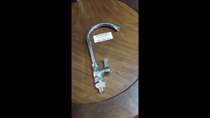 Vòi rửa chén cần rửa bát một đường nước lạnh sắt xi bóng