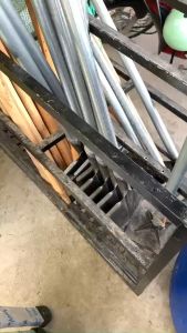 Xẻng thép trắng có cán sắt dài 1m xúc đất trồng cây làm xây dựng