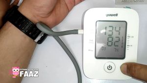 CD Yuwell Pengukur Tekanan Darah Tensi Akurat Blood Pressure Monitor di cas - Putih - YE660D