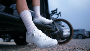 Santic Men Women Cycling Shoes Non-Cleats Road Bike Shoes with Rubber Sole Breathable Cycling Shoes for Commuting & Outdoor Riding TZS26060