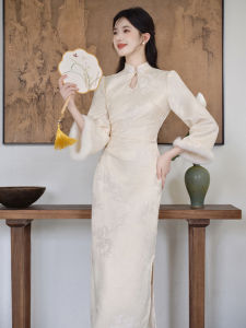 Elegant Vintage Chinese Cheongsam Young Style Autumn Winter Slimming Long Qipao High Slit Daily Wear Polyester Fabric