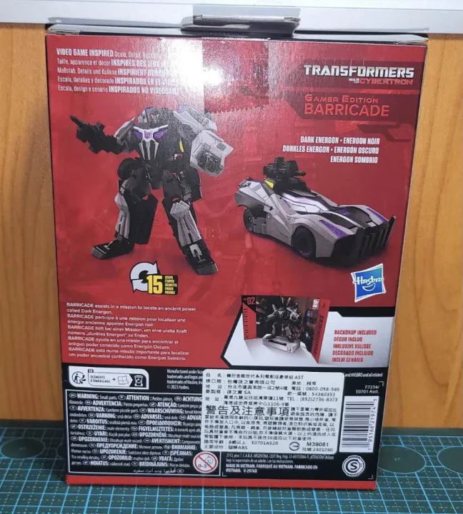 Transformers%20TF%20SS%2002%20Barricade%20Studio%20Series%20Gamer%20Edition%20War%20for%20Cybertron%20WFC%20Deluxe%20Class%20-%20Image%202