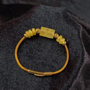 Q131 Vòng lu thống trúc khắc ngũ điếu Thạch Anh Tóc Vàng mix 2 bi kim tiền v10k cho Thổ và Kim - Phong Thuỷ TUDO P