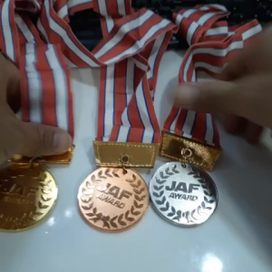 Kỷ niệm chương Nhật bản JAF AWARD trưng bày sở thích sưu tầm second hand
