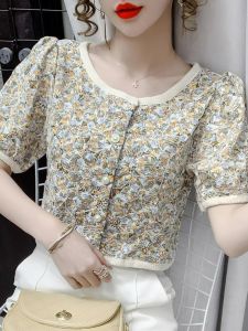 เสื้อเชิ้ตแขนพองสั้นลายดอกไม้สำหรับผู้หญิง ทรงหลวม ดีไซน์เก๋ไก๋ ฤดูร้อน 2024 เสื้อเชิ้ตผู้หญิง แขนยาว ปกกลม คอตั้ง