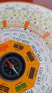 LA BÀN PHONG THỦY HOÀNG TRIỀU CUNG KHẢM