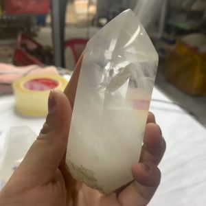 1 viên đá thạch anh trắng tự nhiên mài bóng dùng làm trang trí decor thanh tẩy ( đá thật chuẩn việt )5698