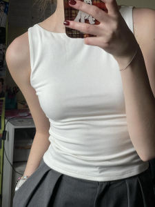 เสื้อกล้ามคอเรือสองชั้นสำหรับผู้หญิง