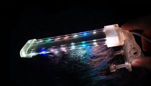 Đèn Led Thủy Tinh Kẹp Hồ Cá 1 Bên 3 chế độ màu - Thiết Kế Mỏng Đẹp và Sang Trọng