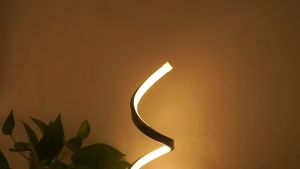 Modern Spiral Table LED Night Light Dimmable Desk Lamp Living Room Nightstand Lamp Bedside Table Study Office Bedroom Decoration
