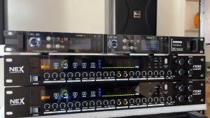 Vang Cơ Lai Số Nex Fx90 Plus LUXURY FX80 LUXURY Đầy Đủ Bluetooth Optical Aux Usb Reverb Cực Mượt Chống Hú Tích Hợp Mạch Xử Lý Âm Thanh Reverb Hoàn Hảo Tần Số Chỉnh Music Micro Và Effect Rõ Nét Âm Thanh Sống Động Hiệu Ứng Echo Reveb.