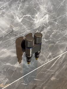 2 Way Angle Valve black SUS304 Stainless double switch Nylon cloth is given as a gift Two Way Angle Valve 1/2"x 1/2"