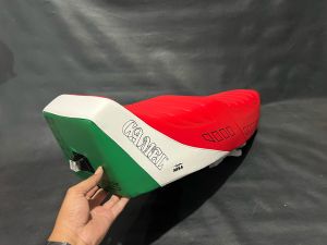Jok yankee Camel motif Italy original by nisa single seat vespa excel t5 px ps super sprint dsb lengkap kuncian & apolo jok bagus awet import italy sip empuk grosir eceran.