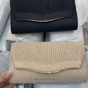 Tas Pesta Clutch Acara Kondangan Model Kerang Tiram Gelombang Cover Aksen Penutup Gold 2084
