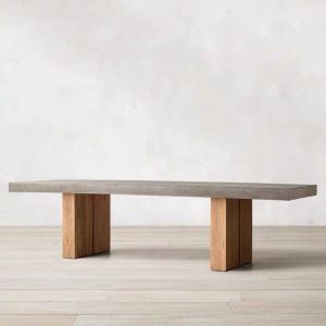 Minimalist Luxurious Desk