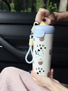 500ML Insulated High-Capacity 316 Stainless Steel Cup Cute With Lifting Rope Insulation Or Cooling