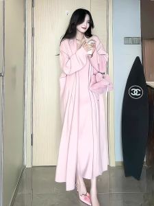 Váy Liền Dệt Kim Kiểu Pháp Bộ Đồ Mẫu Mùa Thu Váy Cúp Ngực Ôm Sát Khí Chất Phong Cách Dịu Dàng Bộ Hai Chiếc Cardigan Phối Ngoài Cho Nữ