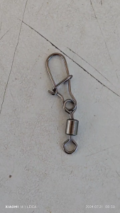50Pcs Stainless Steel Fishing Swivel Snap Connector Fishing Line Clip Ring Fishing Accessories for Sea Freshwater Fishing