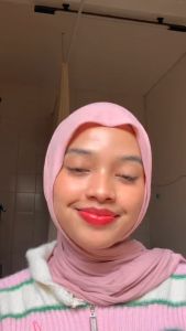 Emina Glossy Stain 3Gram Lip Tint Tahan Lama Dan Melembabkan Lip Tint Gel Finishing Glossy Emina Glossy Stain