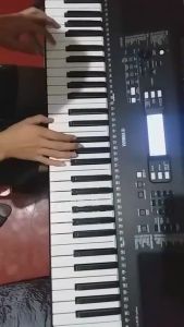 YAMAHA PSR-E373 DIGITAL KEYBOARD W/ POWER SUPPLY ADAPTOR (Ready Stock Super Fast Delivery )
