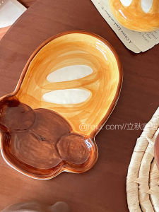 Đĩa Sứ Hình Chú Chó Bánh Mì Dễ Thương Đĩa Trang Trí Thực Phẩm Đĩa Tráng Men Họa Tiết Động Vật Đĩa Tròn Đựng Trái Cây Và Bánh Kích Thước 8 Inch