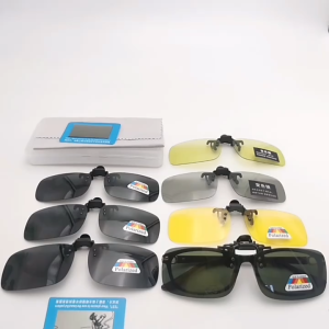 【 In Stock 】Sunglass Clip-on Glasses Flip-up Myopia Polarized Clip-on Glasses Coated Square Frame Glasses Clip-on Cermin Mata Hitam Klip-on 太阳镜夹片