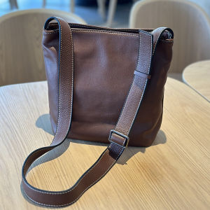 Minimalist Soft Leather Bucket Bag Shoulder Bag First Layer Cowhide Women Bag Shoulder Bag Genuine Leather Vintage Wide Shoulder Strap Crossbody Womens Bag