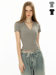 Slimming V-neck T-shirt