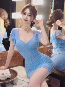 เซ็กซี่ตาข่ายสุทธิฤดูร้อนชุด Ruched กระโปรงเข้ารูปแขนสั้น V คอเสื้อสวมหัวสําหรับผู้หญิงเอวสูง Polyurethane เส้นใยยืดหยุ่น