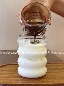 Creative Caterpillar Glass Cup High Temperature Resistant Coffee Milk Latte Cup Nordic Style Irregular Shape Transparent Glass