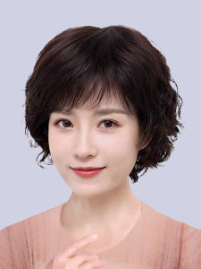 Natural Looking Full Head Wig for Middle-Aged And Elderly Women Short Curl Human Hair Wig Lightweight Breathable Mom Short Hair