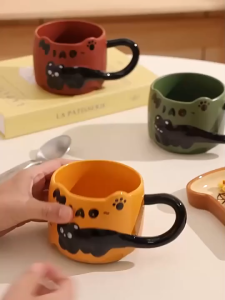 Novel Cat Ceramic Cups - Cute animal-themed coffee cups for milk tea and water