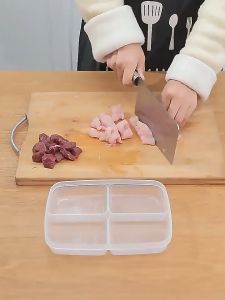 4 ช่อง กล่องพลาสติกใส พร้อมฝาปิด สำหรับการเก็บอาหาร ผลไม้ เนื้อสัตว์ และผัก