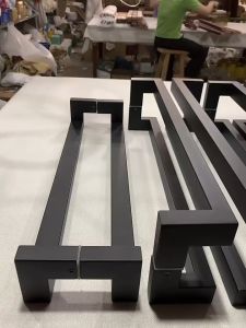 Gate Handles สำหรับมือจับประตู กระจก ราว จับประตูสแตนเลส และการดึง ประตูกระจก ประตูไม้ ประตูออกมิเนียม และลูกบิดประตู (1 คู่)