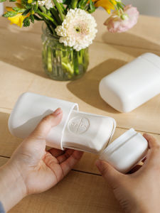 Travel New Style Sealed Soap Box Handmade Soap Carrier Drainable Portable Soap Dish for Business Trips And Vacations