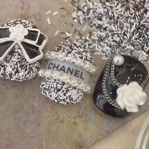 Autumn and winter small fragrant woolen powder nail art sequins / Black and White Pinstripe Nail Art Sequins / 美甲小香风毛呢粉