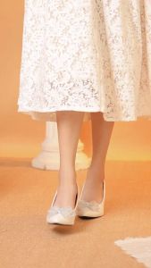 Giày cao gót MWC 4395 - Giày Cao Gót Mũi Nhọn Đính Nơ Viền Đá Bít Gót Thời Trang