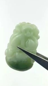 Natural Kalung Liontin Batu Permata Giok Burma Green Jade It Jade Grade A