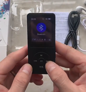 Bluetooth Mp3/Mp4 Player HiFi DAP Portable Dengan Port USB Dan Layar Display Type C 1.8 Inch Radio FM MP4 Player E-book Sports Radio Walkman Student Free 32GB Card