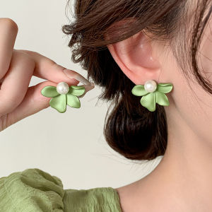 Elegant Fresh Green Flower Pearl Earrings Silver