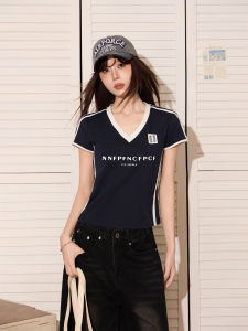 Áo Thun Cổ Chữ V Tay Ngắn Màu Xanh Lá Cây Cổ Điển Phong Cách Mỹ Cho Nữ Mùa Hè Ôm Vừa Vặn Thắt Eo Thể Thao Bóng Đá Áo Ngắn