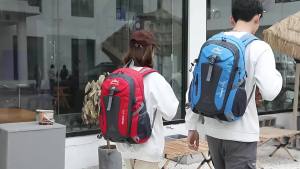 New Waterproof Nylon Backpack for Men And Women Casual Outdoor Travel Hiking Camping Mountaineering Bag Youth Sports Travel Gear
