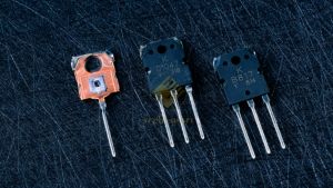 B817 D1047 ทรานซิสเตอร์ output เกรด A