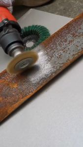 6MM Shank Brass Wire Wheel Brush Paint Remover Burr Rotary Grinder Tools Drill Bits Wire Brush Tembaga Berus Dawai 钢丝刷