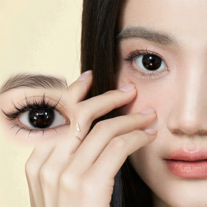 Mắt Kính Kontakt Màu Đường Kính Trung Nhỏ 6 Tháng Sử Dụng Một Lần