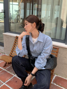 เสื้อเชิ้ตแขนยาวลายทางสีน้ำเงิน Halo Luu สำหรับผู้หญิง ฤดูใบไม้ร่วง 2025 ใหม่ คอลเลกชั่นไฮเอนด์ สไตล์เกาหลี คอกลม ปกติ