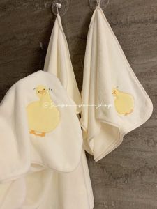 ผ้าขนหนูอาบน้ำผ้าฝ้ายแท้ลายเป็ดสีเหลืองขนาดใหญ่แห้งเร็วไม่มีขนสำหรับใช้ในบ้านสำหรับผู้ใหญ่และผู้หญิง